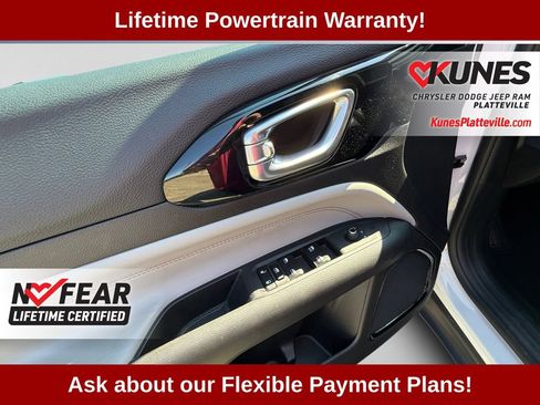 Used 2025 Jeep Compass Limited AWD/4WD image 20