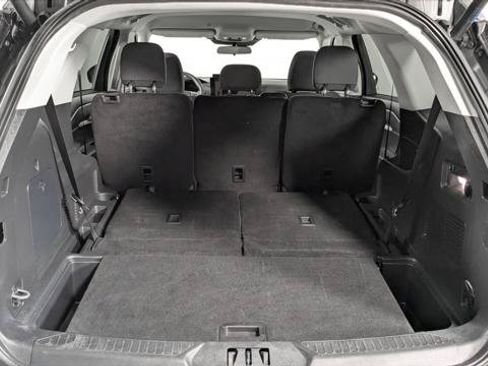 Used 2025 Ford Explorer Active RWD image 19