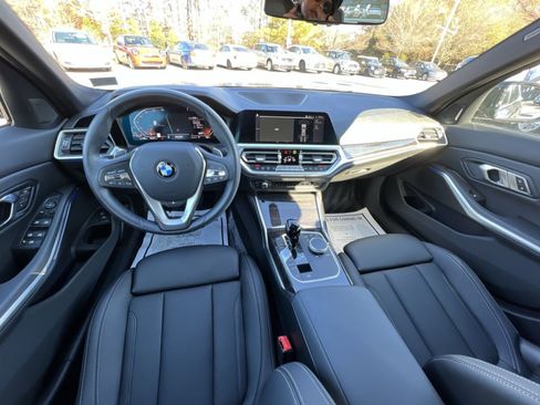 Used 2022 BMW 330i xDrive Sedan w/ Premium Package 2 AWD/4WD image 9