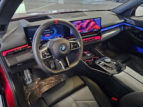 Used 2025 BMW i5 M60 w/ Premium Package AWD/4WD image 2