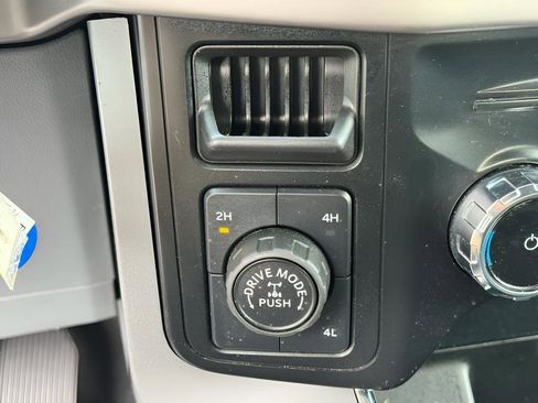 Used 2024 Ford F150 XLT w/ Mobile Office Package image 36