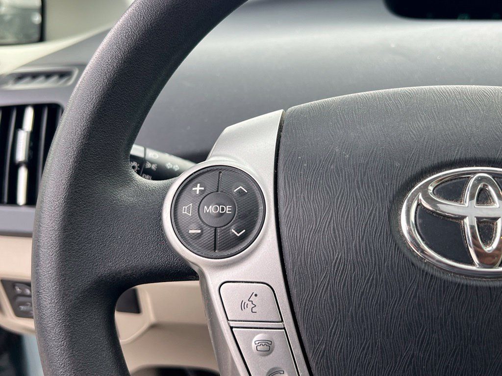 Used 2015 Toyota Prius Three w/ Solar Roof Package FWD image 15