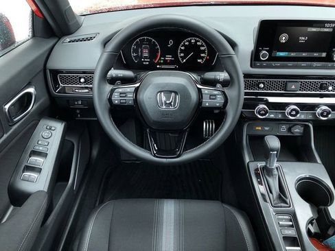 Used 2024 Honda Civic Sport image 8