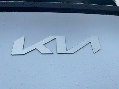 Used 2023 Kia Sportage SX FWD image 18