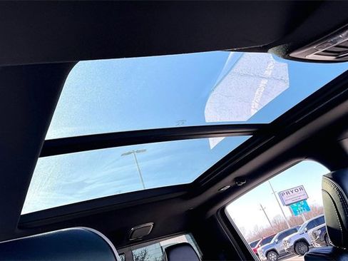 Used 2019 RAM 1500 Limited image 28