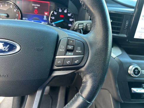 Used 2020 Ford Explorer XLT w/ Equipment Group 202A RWD image 21