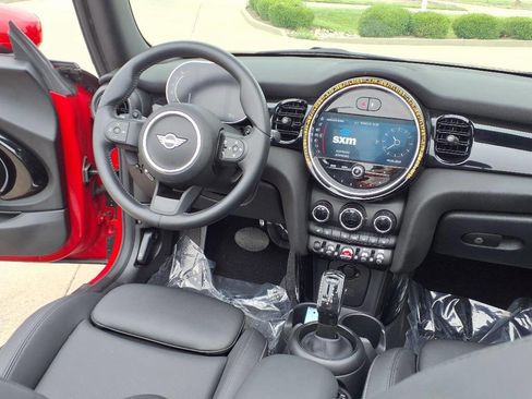 Used 2024 MINI Cooper S image 14