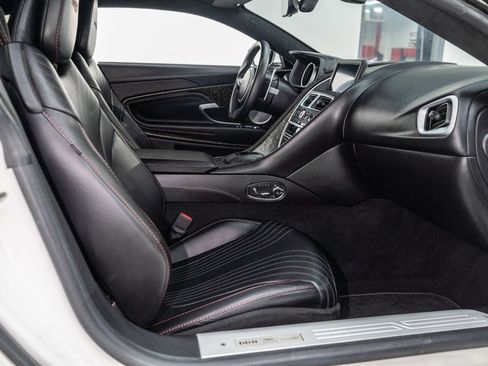 Used 2018 Aston Martin DB11 V12 image 54