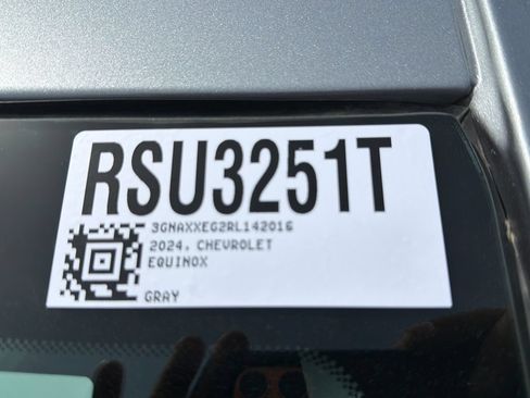 Used 2024 Chevrolet Equinox Premier AWD/4WD image 55