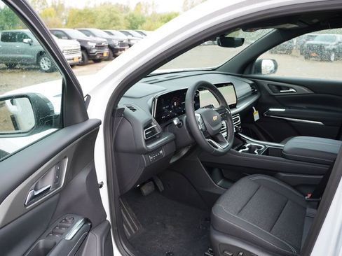 New 2026 Chevrolet Traverse LT w/ Driver Confidence Package image 10