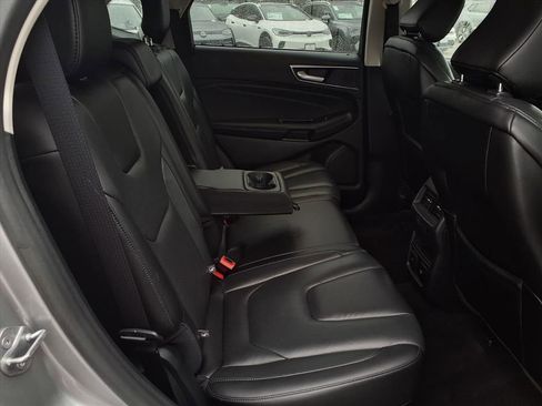 Used 2020 Ford Edge Titanium w/ Equipment Group 301A image 24