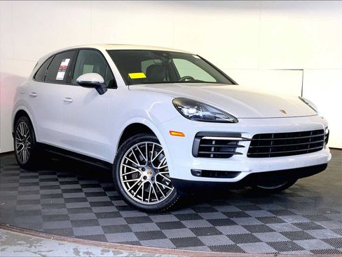 Certified 2023 Porsche Cayenne Platinum Edition AWD/4WD image 9