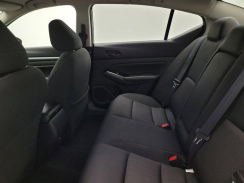 Used 2023 Nissan Altima 2.5 SV image 18