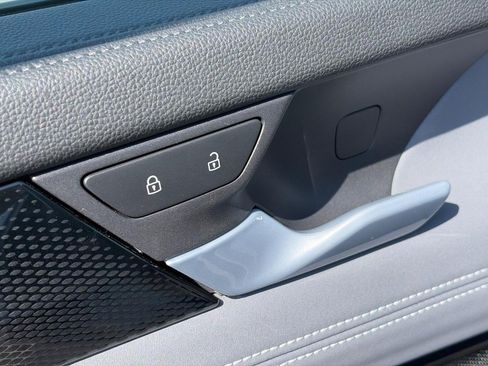 Certified 2026 Volkswagen Tiguan SE FWD image 20