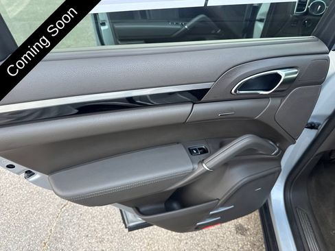 Used 2017 Porsche Cayenne Platinum Edition AWD/4WD image 55