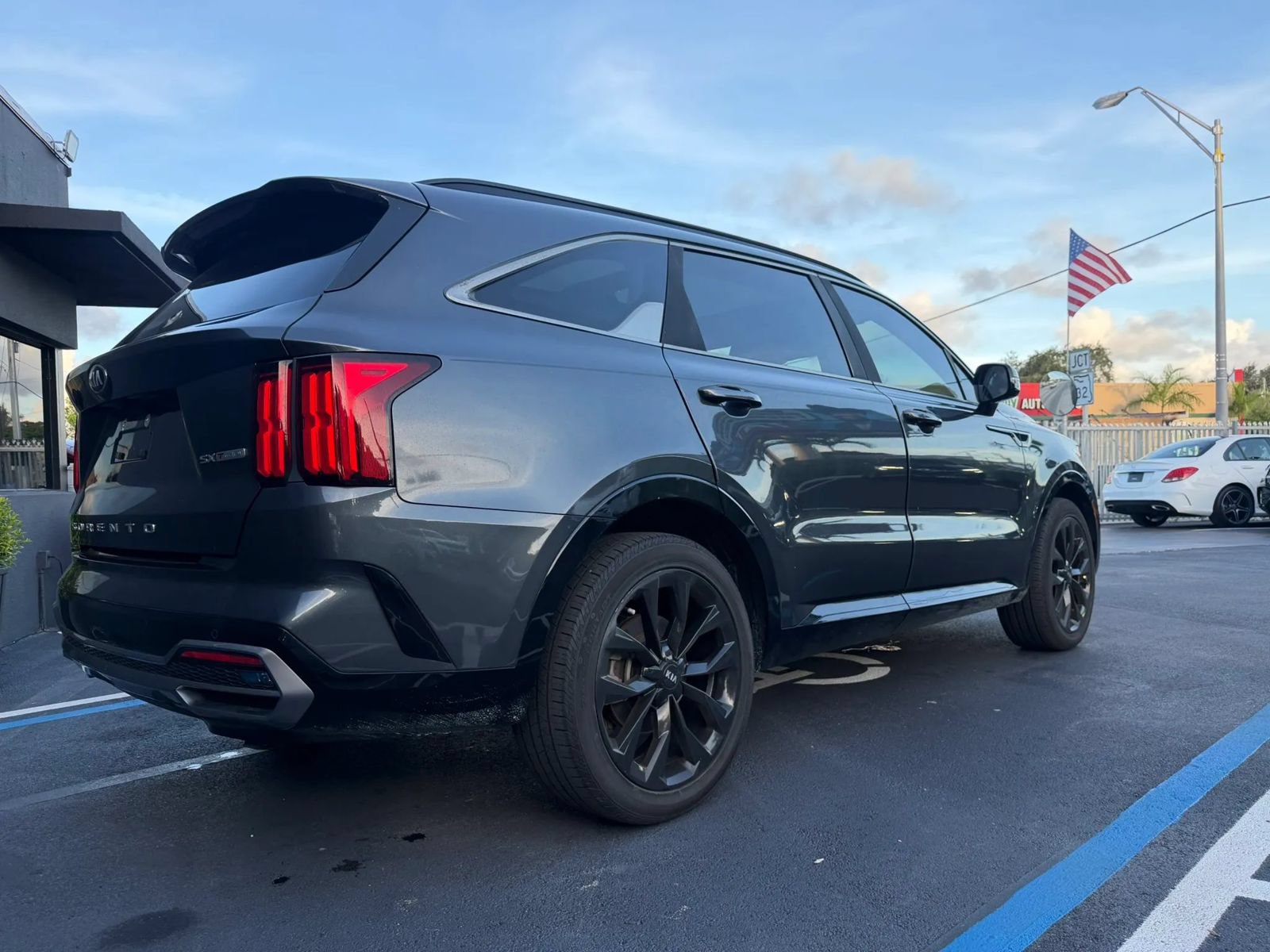 Used 2021 Kia Sorento SX FWD image 16