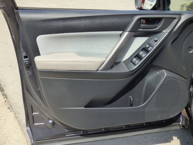 Used 2018 Subaru Forester 2.5i Premium w/ Popular Package #2A AWD/4WD image 22