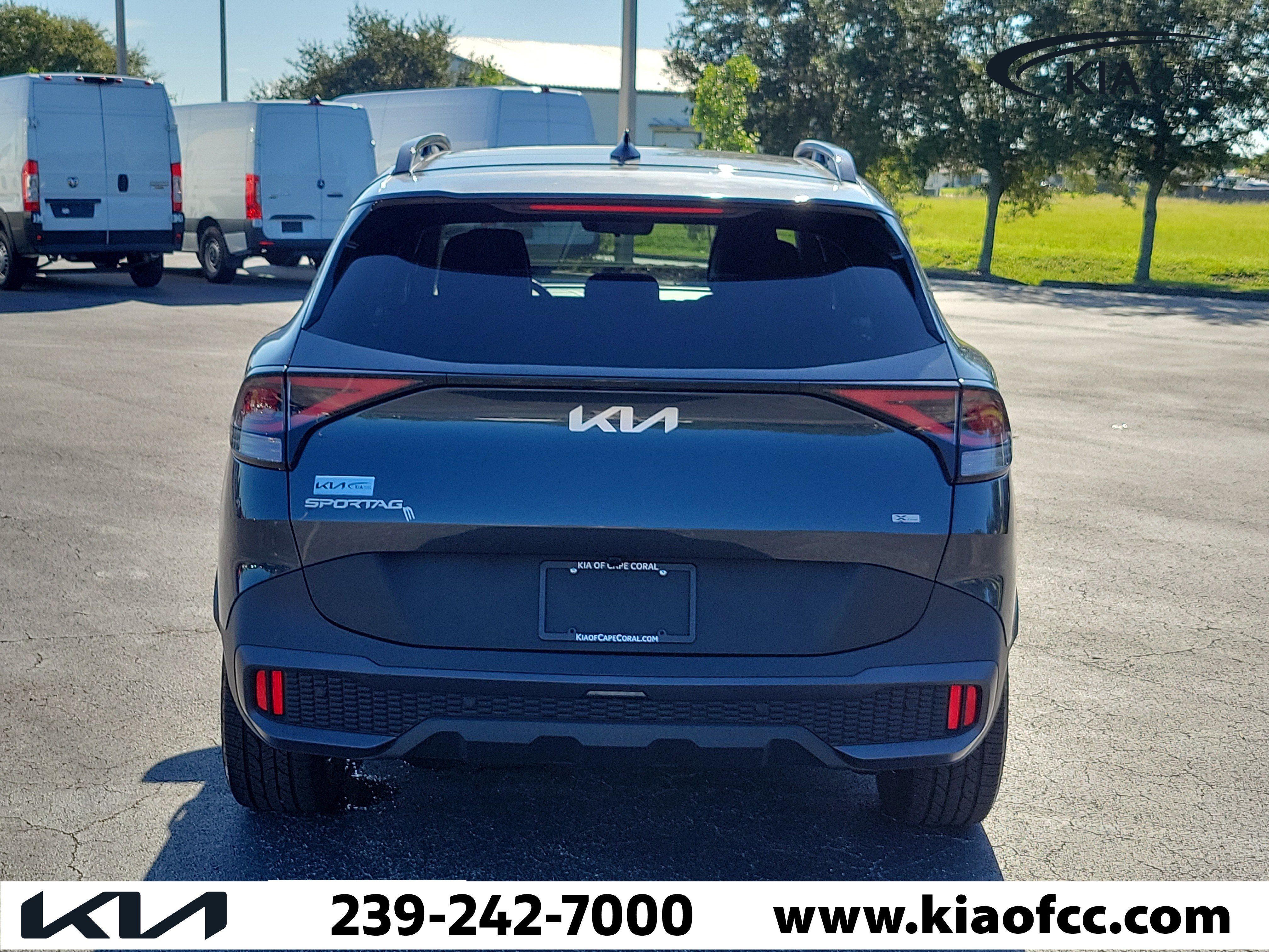 Used 2023 Kia Sportage X-Line w/ X-Line Premium Package AWD/4WD image 5