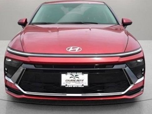Used 2025 Hyundai Sonata SEL FWD image 8