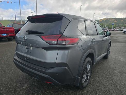 Used 2021 Nissan Rogue S FWD image 17
