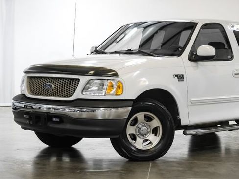 Used 2002 Ford F150 XLT RWD image 6