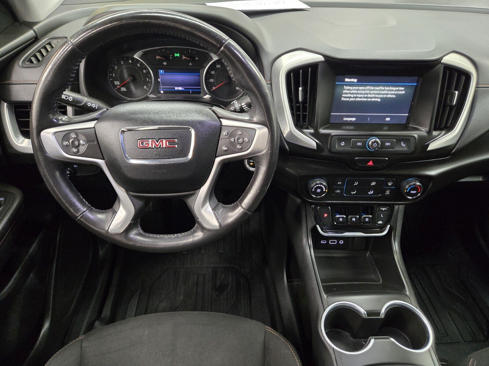 Used 2019 GMC Terrain SLE w/ LPO, Floor Liner Package FWD image 9
