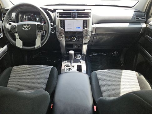 Certified 2024 Toyota 4Runner SR5 AWD/4WD image 12