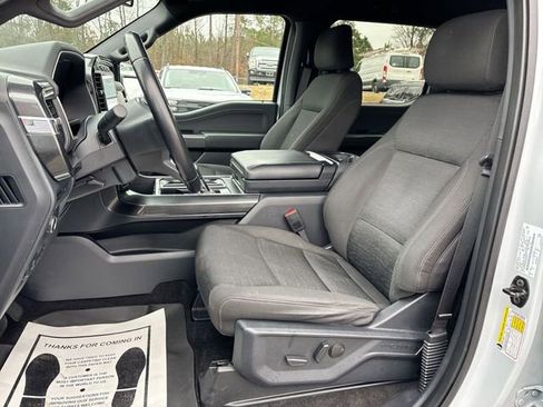 Certified 2022 Ford F150 XLT w/ Equipment Group 302A High image 17