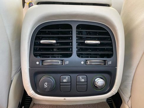 Used 2005 Jaguar XJ Vanden Plas RWD image 33