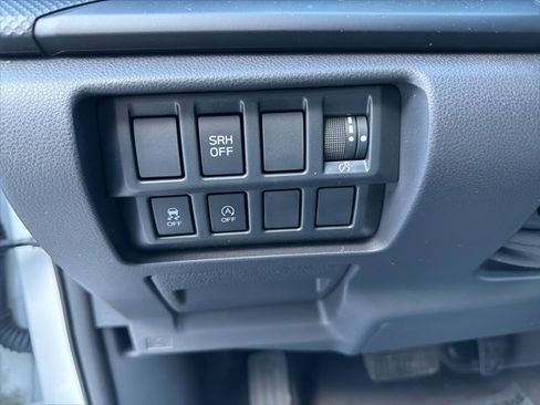 Used 2023 Subaru Forester Base image 35