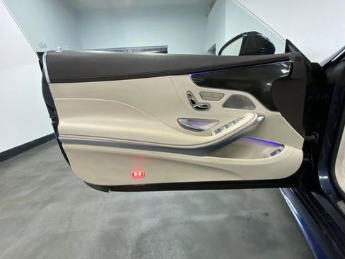 Used 2015 Mercedes-Benz S 550 4MATIC Coupe w/ Sport Package image 35