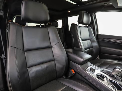 Used 2020 Jeep Grand Cherokee High Altitude image 32