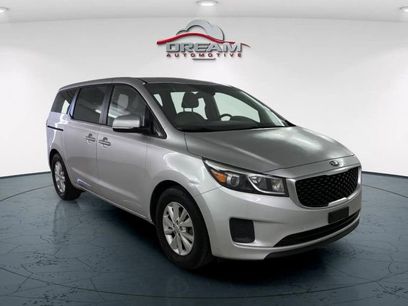 Used 2017 Kia Sedona LX