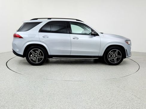 Used 2023 Mercedes-Benz GLE 350 4MATIC image 4