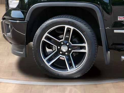 Used 2015 GMC Sierra 1500 SLT w/ All-Terrain Package AWD/4WD image 9