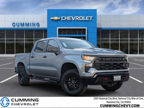 Used 2025 Chevrolet Silverado 1500 Custom Trail Boss AWD/4WD image 1