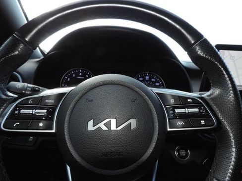 Used 2024 Kia Forte GT-Line w/ GT-Line Premium Package FWD image 28