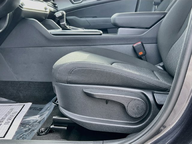 New 2027 Kia Sportage LX FWD image 18