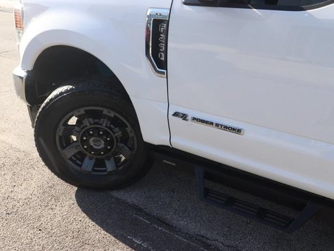 Used 2021 Ford F250 XL w/ Power Equipment Group AWD/4WD image 3