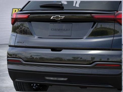 New 2027 Chevrolet Bolt LT FWD image 14