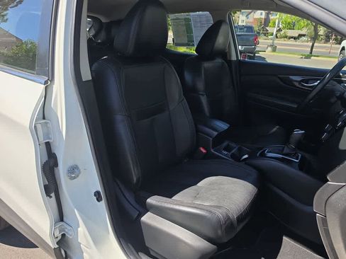 Used 2017 Nissan Rogue Sport SL AWD/4WD image 24