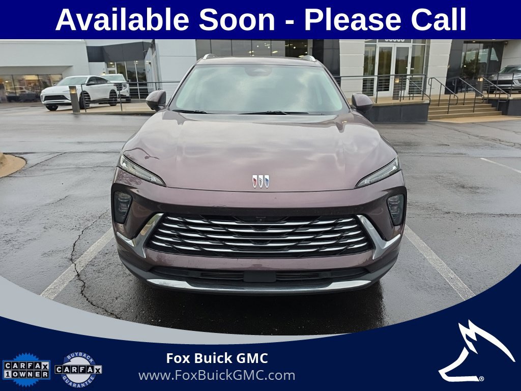 Used 2025 Buick Envision Preferred AWD/4WD image 2