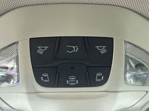 Used 2019 Chrysler Pacifica Touring-L Plus w/ Advanced Safetytec Group image 26