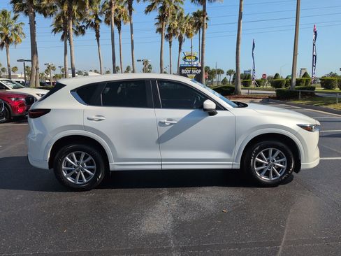 Used 2024 MAZDA CX-5 AWD 2.5 S w/ Select Package image 3