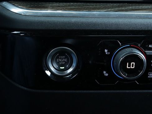 Used 2023 Chevrolet Silverado 1500 LT image 19