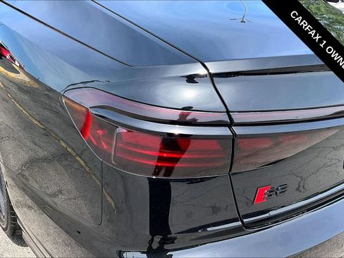 Used 2023 Audi S8 AWD/4WD image 22