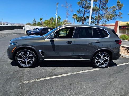 Used 2026 BMW X5 sDrive40i w/ Premium Package RWD image 9