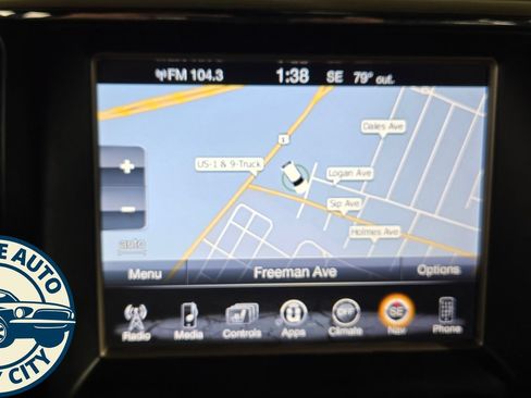 Used 2017 Jeep Grand Cherokee Overland AWD/4WD image 15