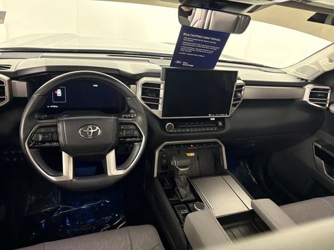 Used 2024 Toyota Sequoia Limited AWD/4WD image 27