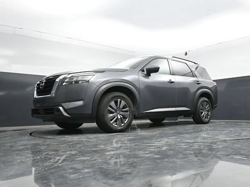 Used 2024 Nissan Pathfinder SV AWD/4WD image 50
